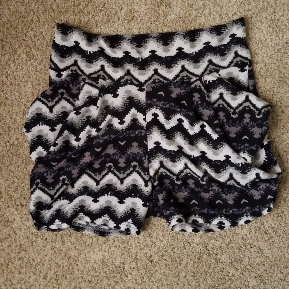 Sho sho print harem shorts